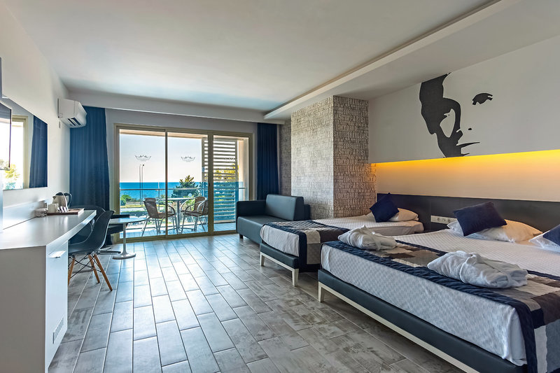 White City Beach Hotel 7