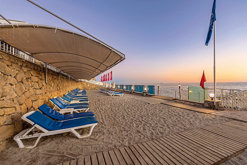 White City Beach Hotel 13
