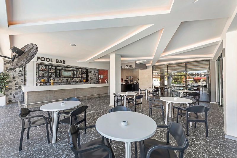 White City Beach Hotel 20