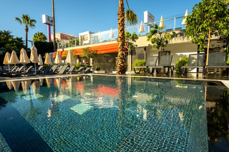 White City Beach Hotel 33