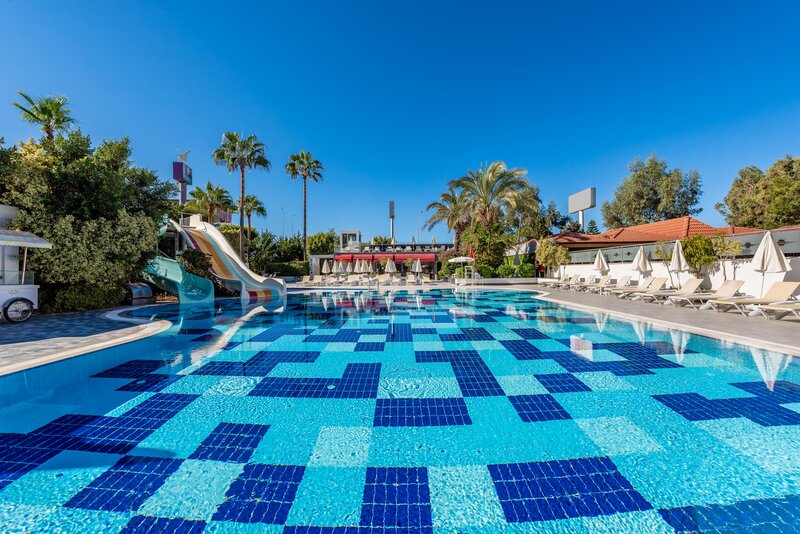 White City Beach Hotel 35