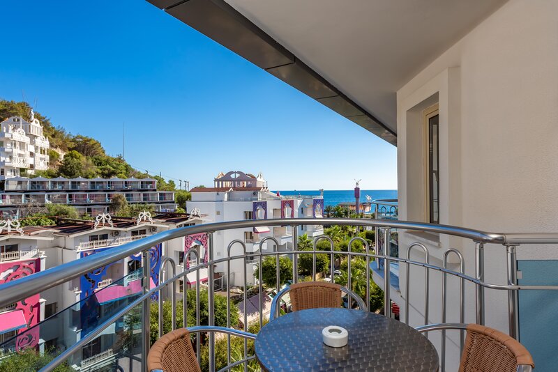 White City Beach Hotel 49
