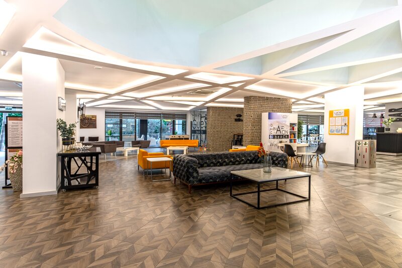 White City Beach Hotel 55