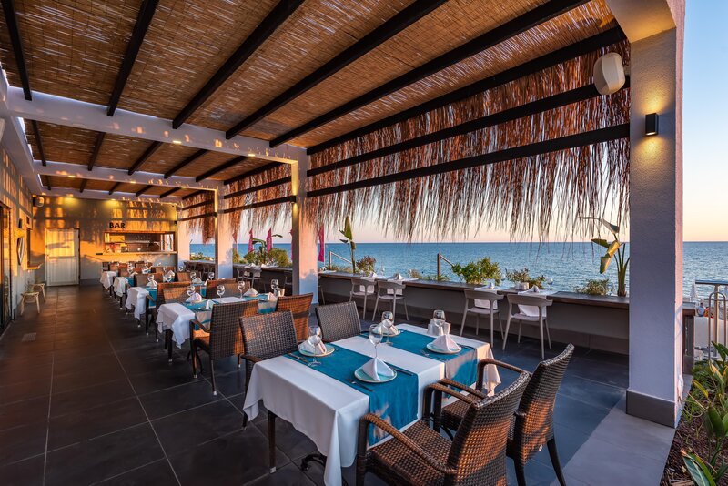 White City Beach Hotel 75
