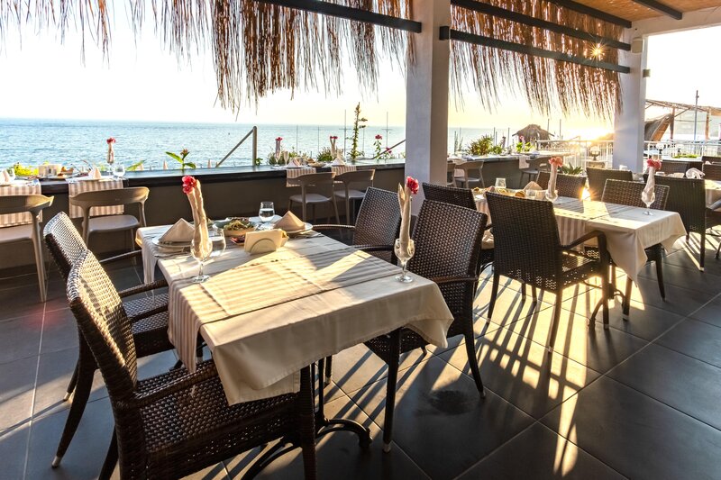 White City Beach Hotel 77