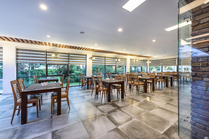White City Beach Hotel 96