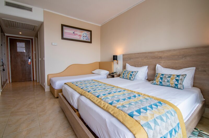 Riadh Palms 46