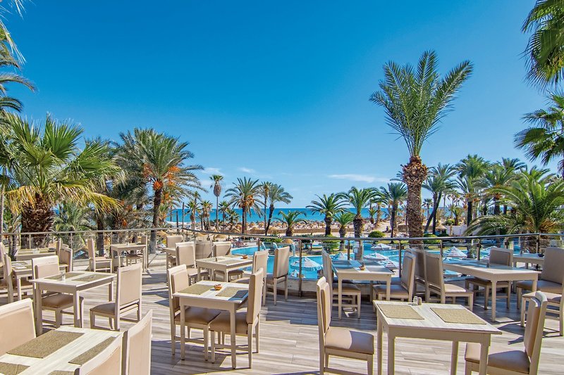 Riadh Palms 18