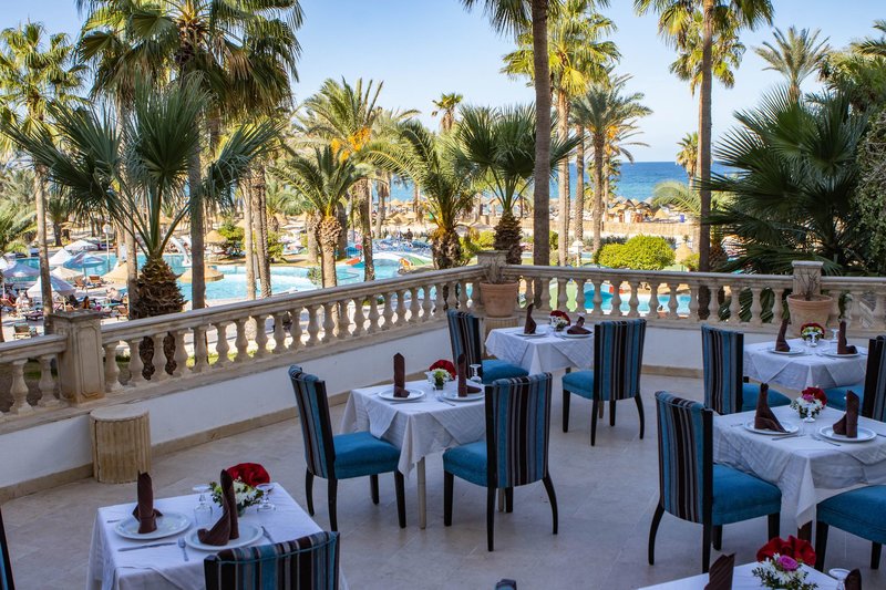Riadh Palms 4
