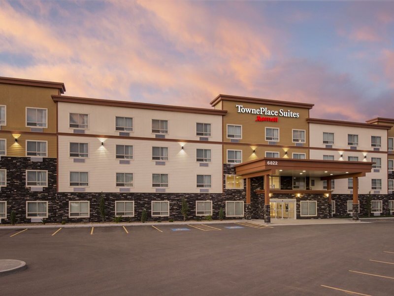 TownePlace Suites Red Deer 4