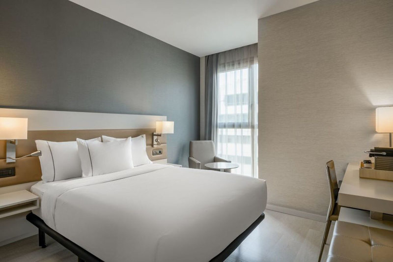 SH Colón Valencia Hotel 3