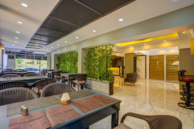 Miss Cleopatra Hotel 7