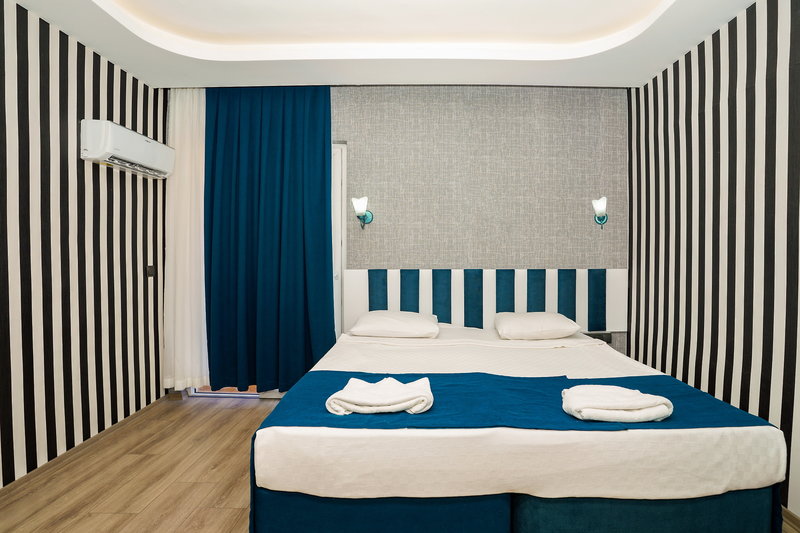 Miss Cleopatra Hotel 8