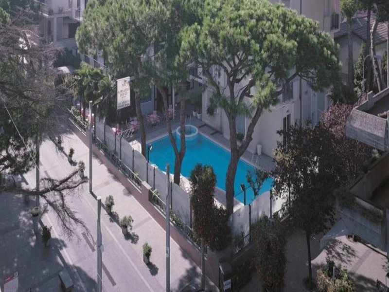 Hotel Adriatica 4