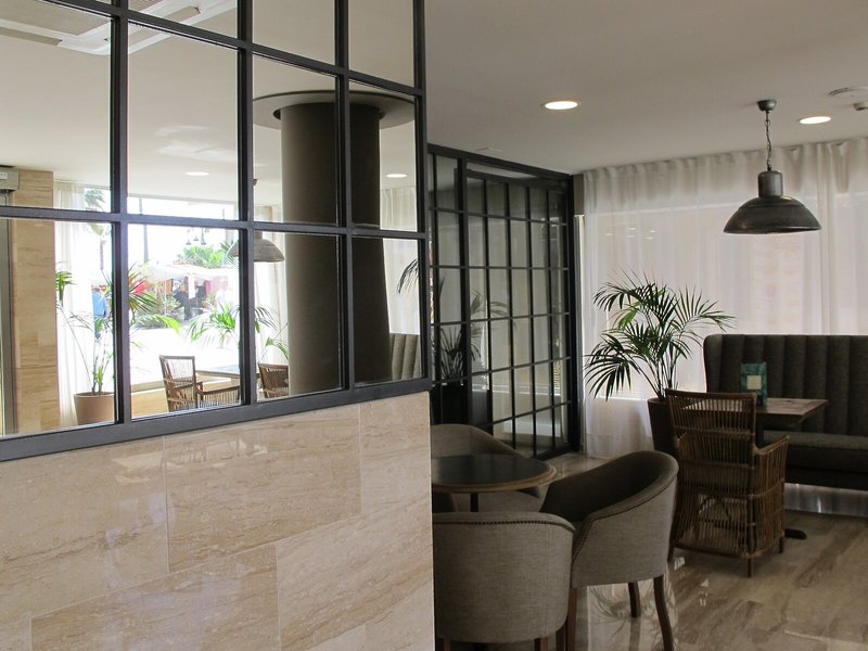 Metropol 17