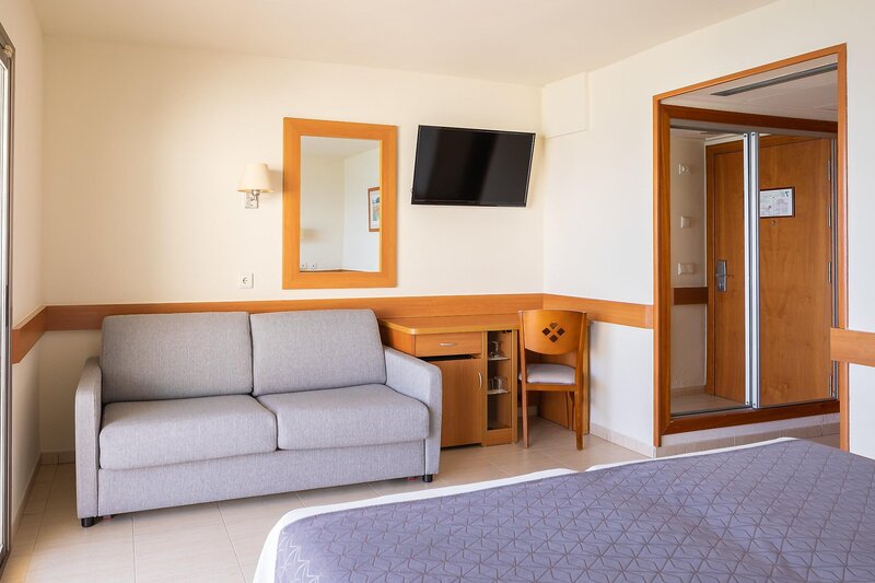 htop Pineda Palace Adults Recommended 38