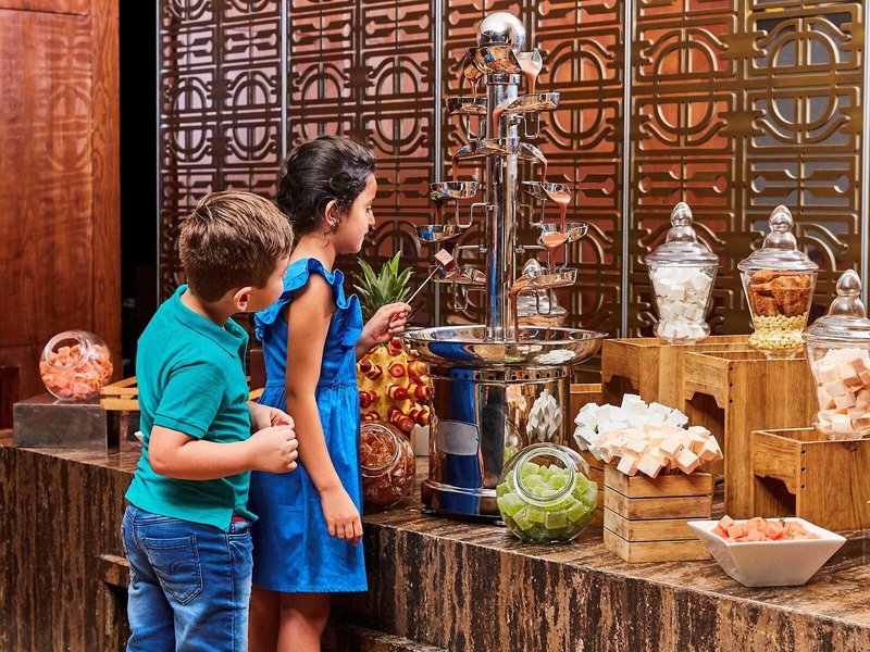 Sofitel Dubai The Palm Luxury Apartments 29 - Restaurant