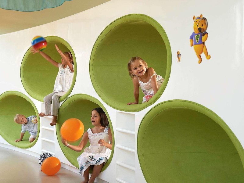 Sofitel Dubai The Palm Luxury Apartments 35 - Family