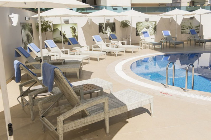 Aurasia Deluxe Hotel 2