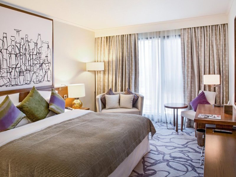 Pullman Dubai Creek City Centre Residences 31