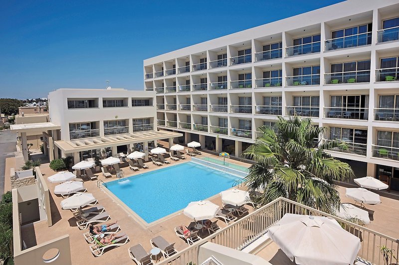 Nelia Gardens 1
