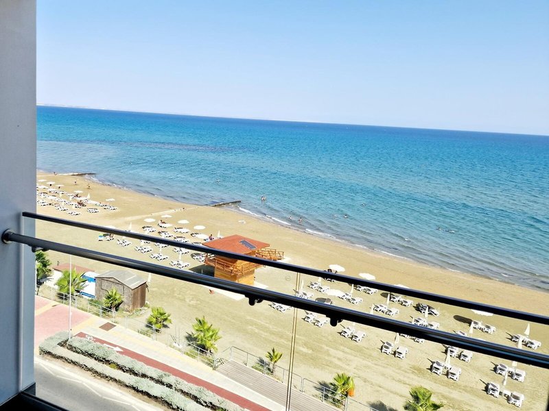 The Ciao Stelio Deluxe Hotel 5