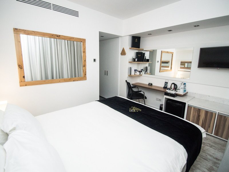 The Ciao Stelio Deluxe Hotel 32