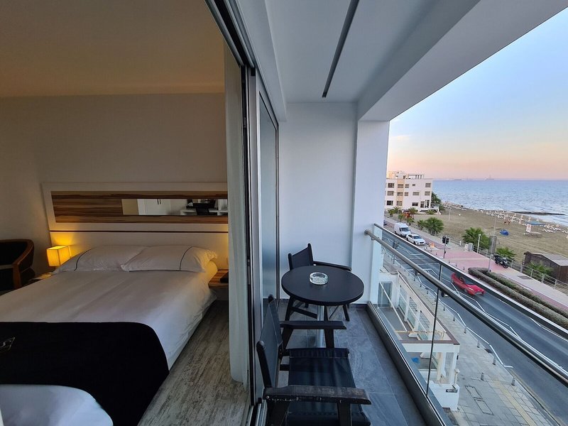 The Ciao Stelio Deluxe Hotel 35