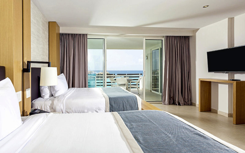 Sonesta Ocean Point Resort - St Maarten 9