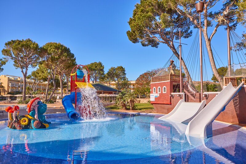 ZAFIRO Mallorca 53