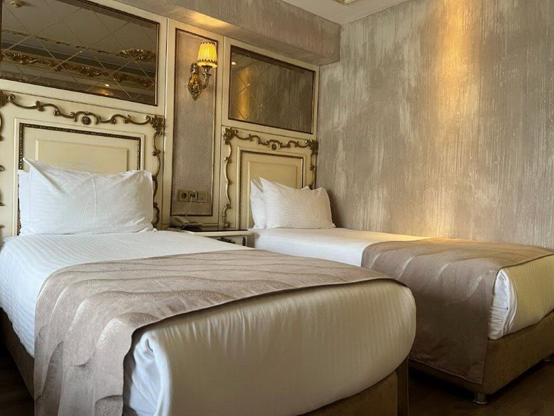 Buyuk Hamit Hotel 21