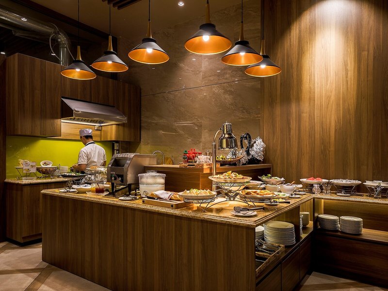Sunflower Luxury Hotel 9