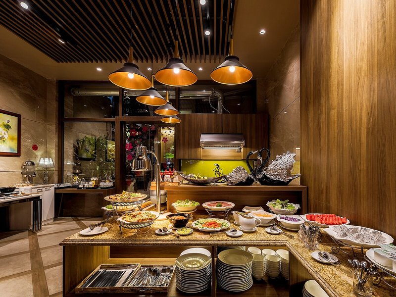 Sunflower Luxury Hotel 13