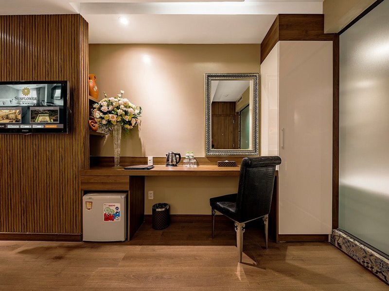 Sunflower Luxury Hotel 32