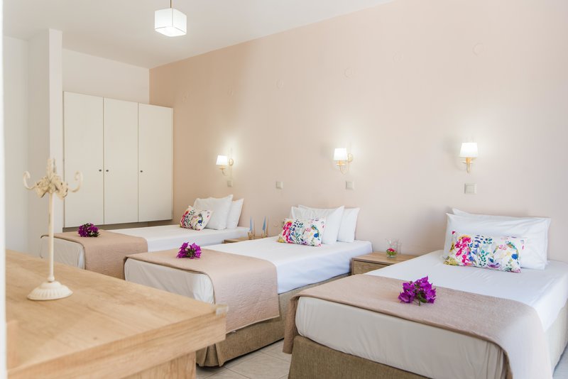 Emerald Hotel 12