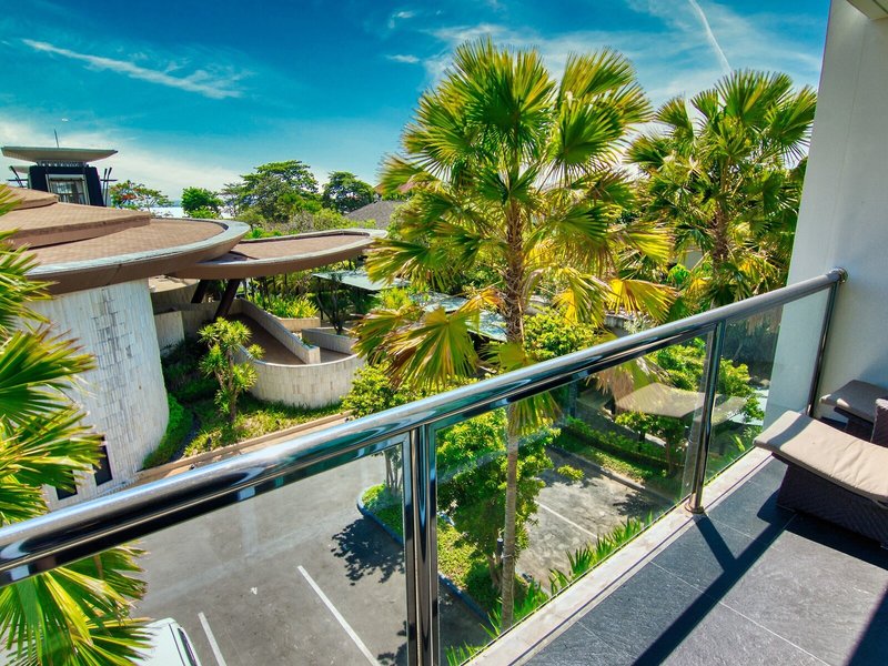The Sakala Resort 9