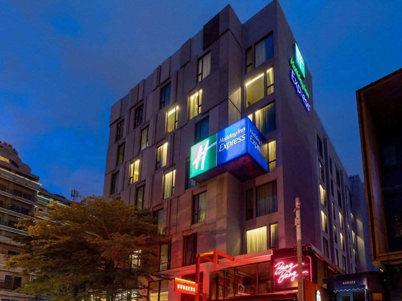 Holiday Inn Express Bangkok Sukhumvit 11