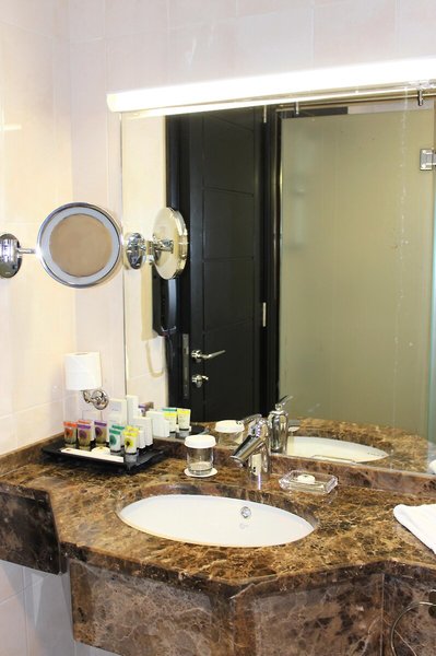 Al Diar Sawa Hotel Apartments 26 - Room Example
