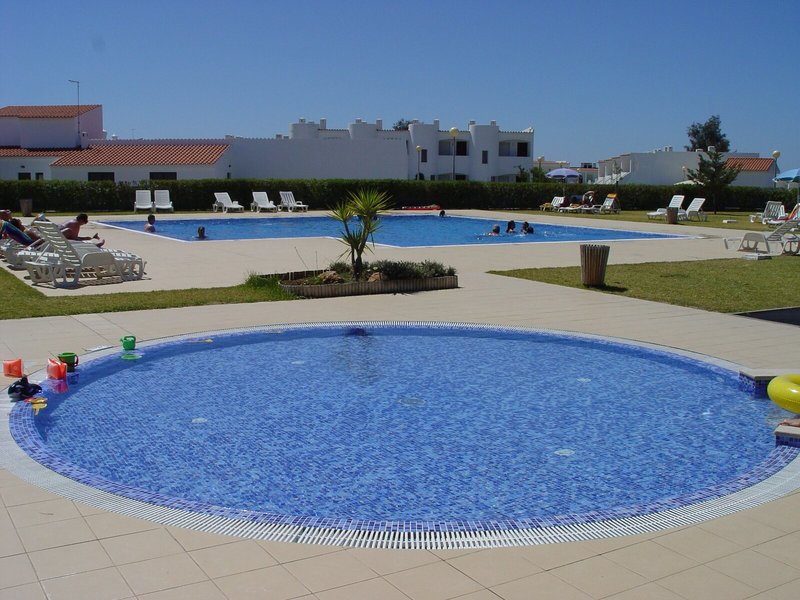 Quinta das Figueirinhas & Quintinha Village 9