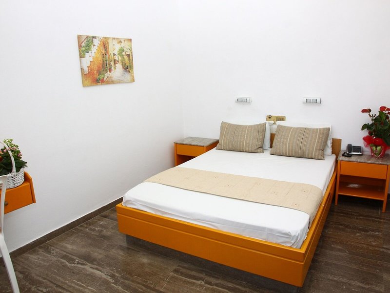 Frida Village Apartments 18