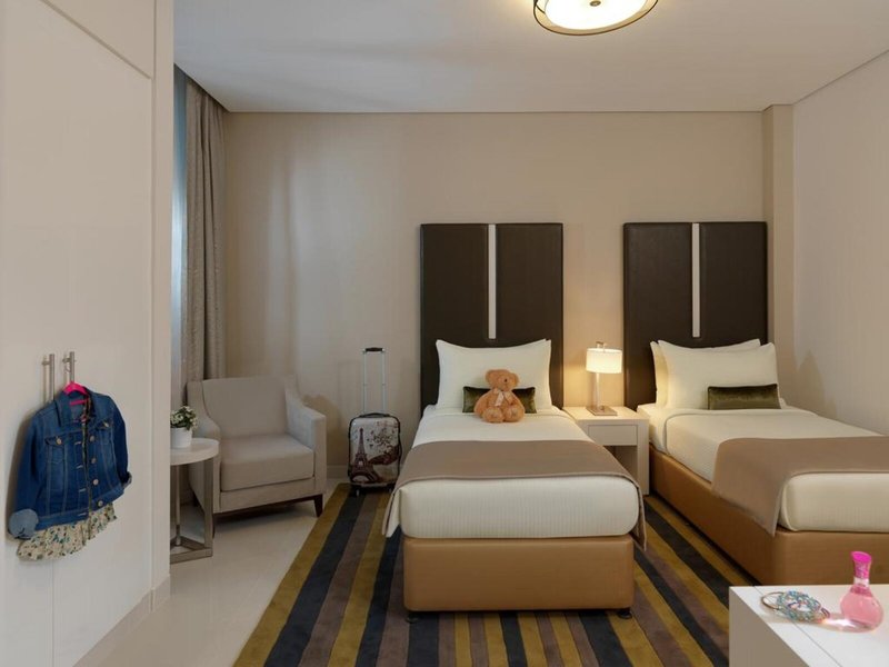 DAMAC Maison Cour Jardin 25