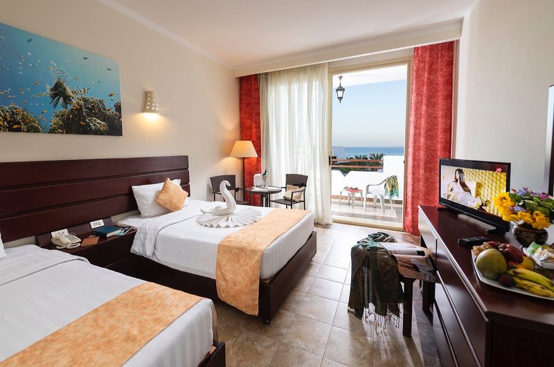 Three Corners Equinox Beach Resort 9