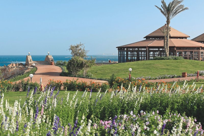 Three Corners Equinox Beach Resort 10