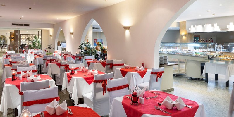 Three Corners Equinox Beach Resort 15