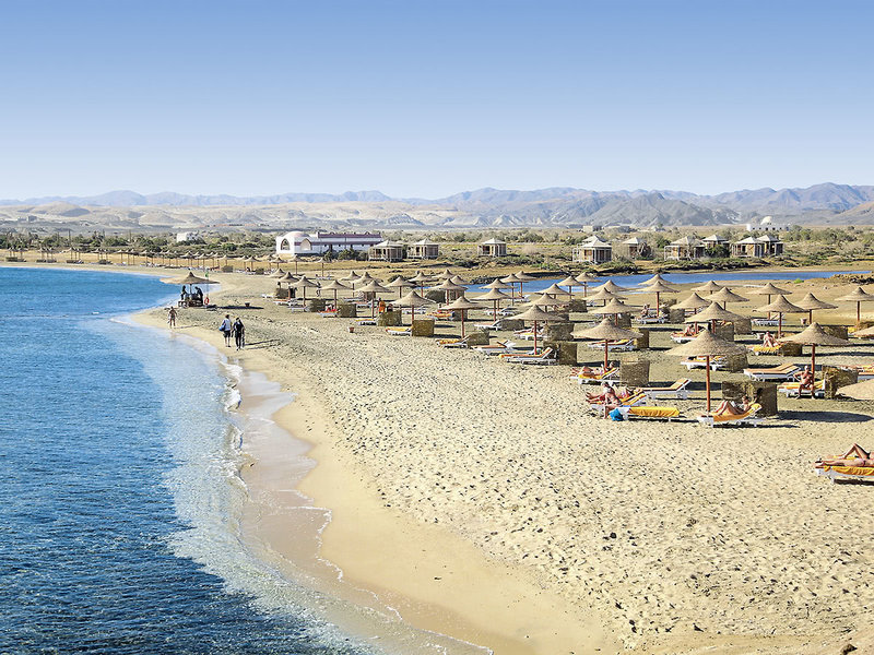 Three Corners Equinox Beach Resort 4