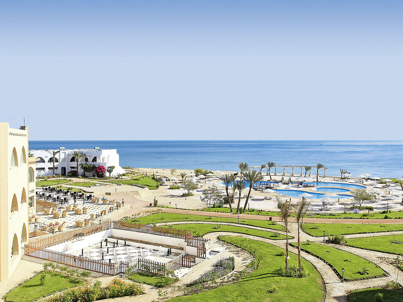 Three Corners Equinox Beach Resort 14