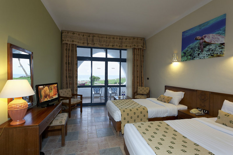 Three Corners Equinox Beach Resort 7