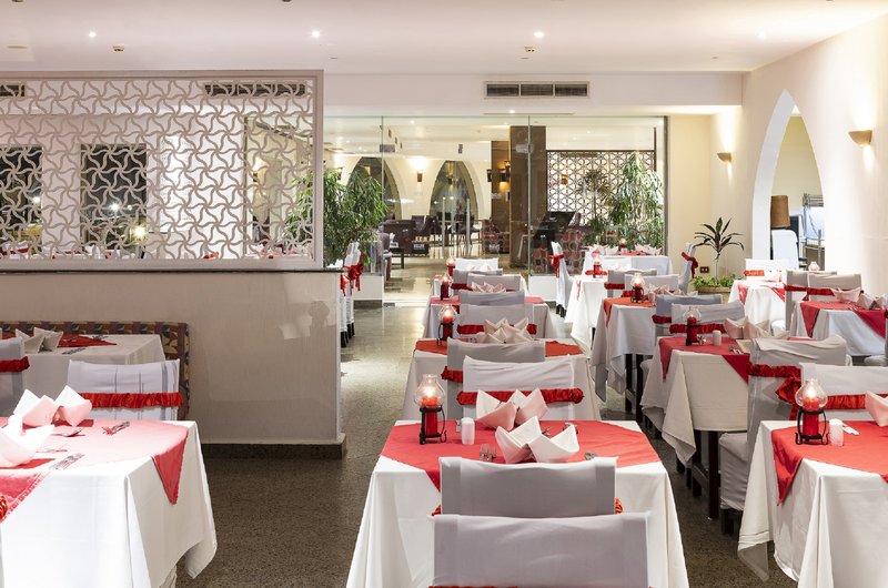 Three Corners Equinox Beach Resort 6