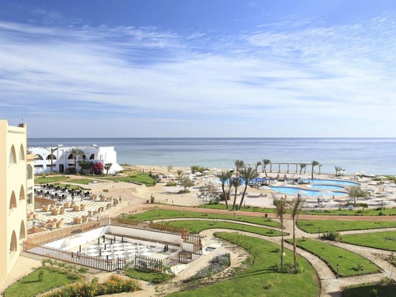 Three Corners Equinox Beach Resort 14