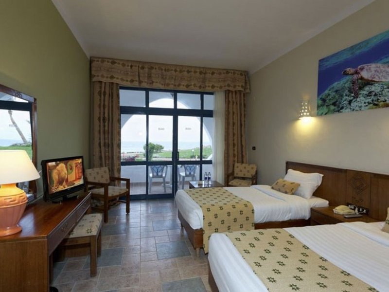 Three Corners Equinox Beach Resort 16